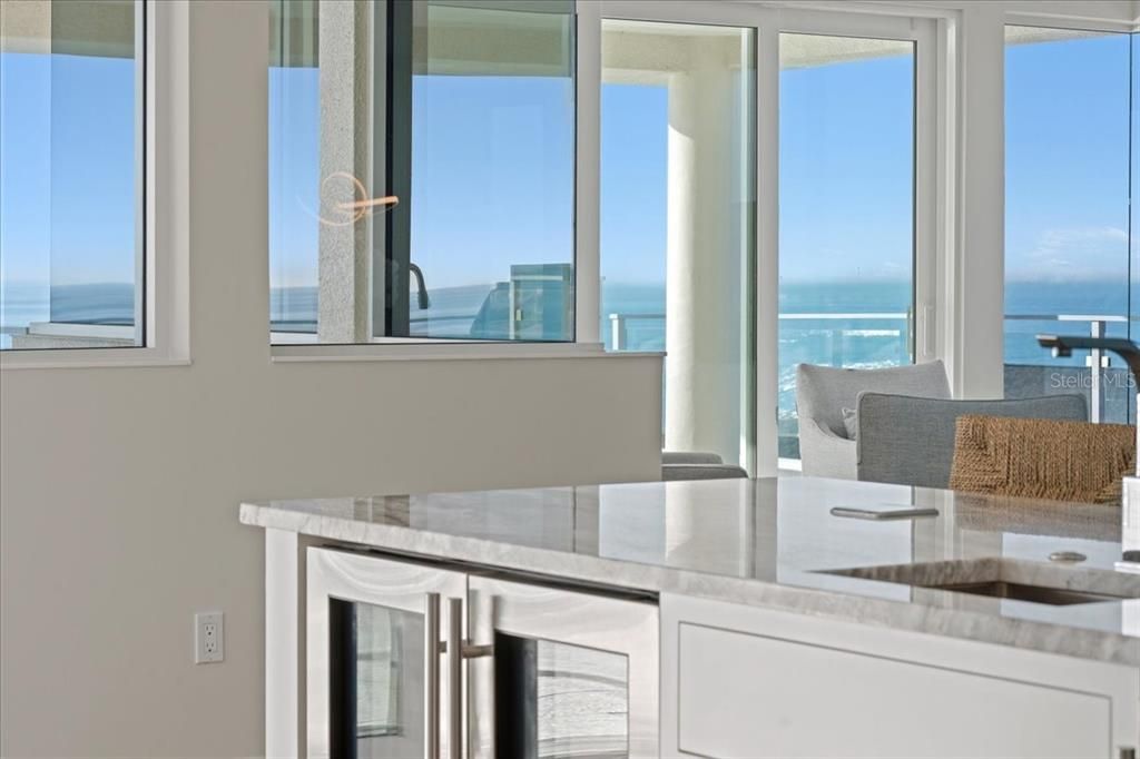 На продажу: $4,100,000 (4 спален, 3 ванн, 3667 Квадратных фут)