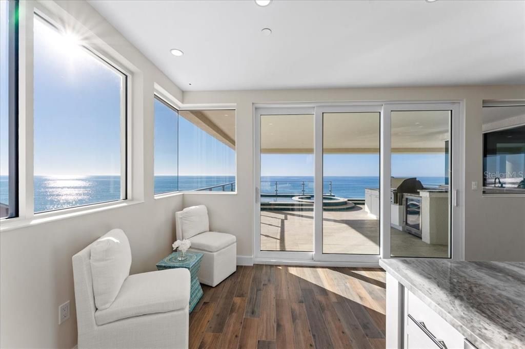 На продажу: $4,100,000 (4 спален, 3 ванн, 3667 Квадратных фут)