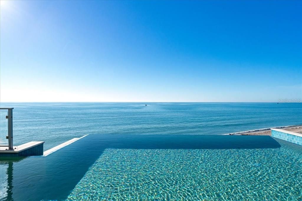 На продажу: $4,100,000 (4 спален, 3 ванн, 3667 Квадратных фут)