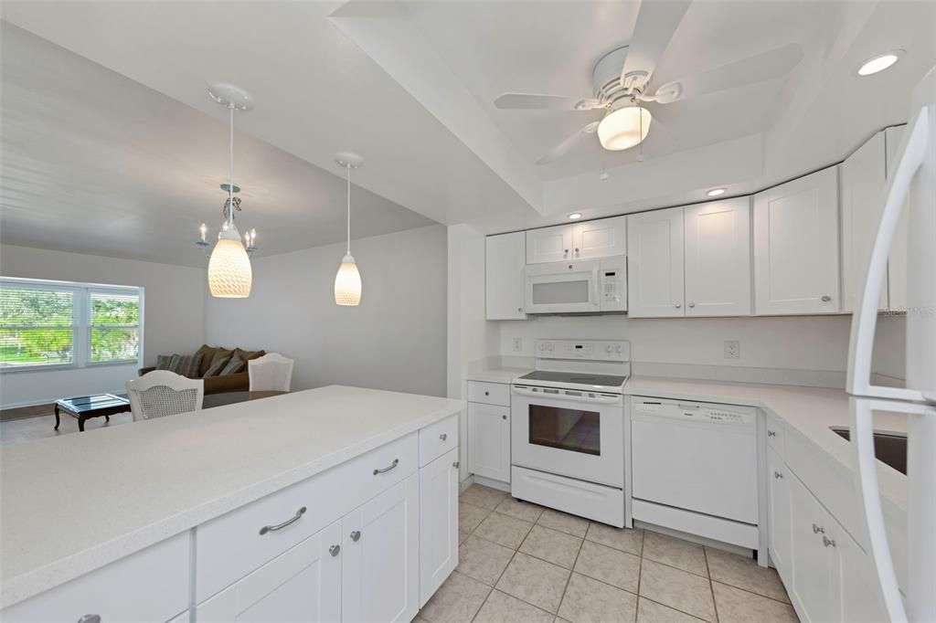 Activo con contrato: $124,900 (1 camas, 1 baños, 738 Pies cuadrados)