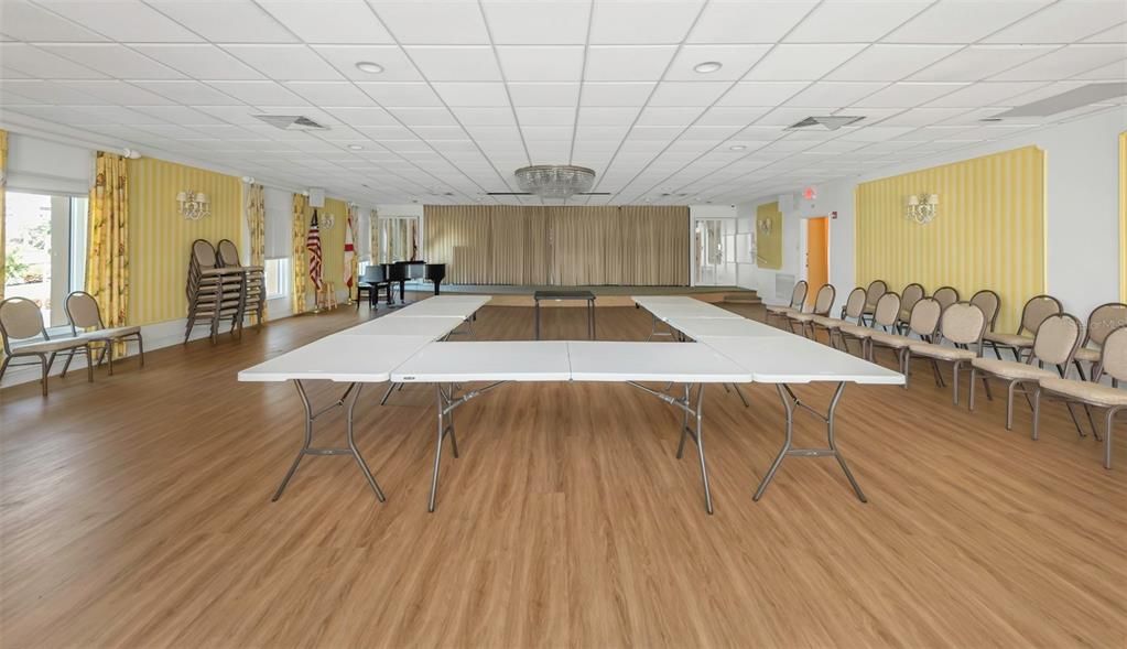 Activo con contrato: $124,900 (1 camas, 1 baños, 738 Pies cuadrados)