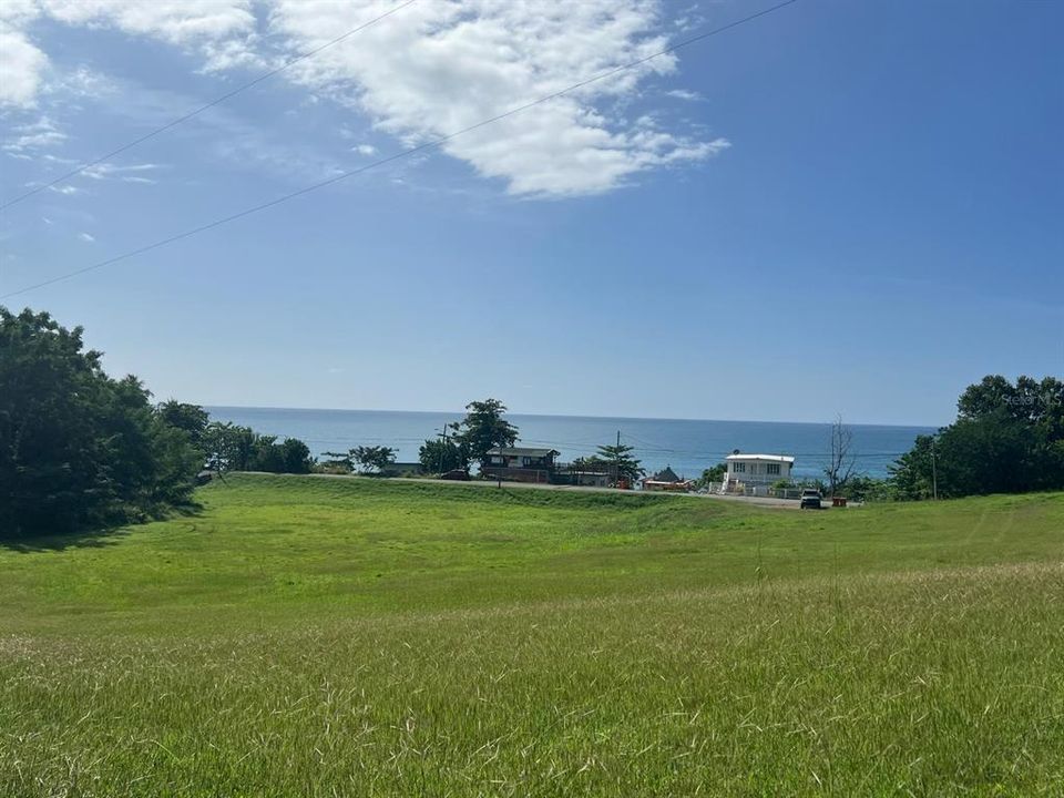 На продажу: $1,155,000 (0.47 acres)