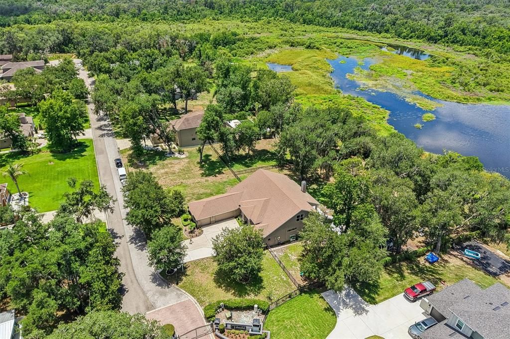 En Venta: $995,000 (5 camas, 3 baños, 3751 Pies cuadrados)