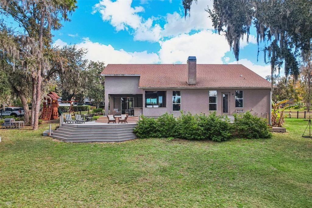 En Venta: $995,000 (5 camas, 3 baños, 3751 Pies cuadrados)
