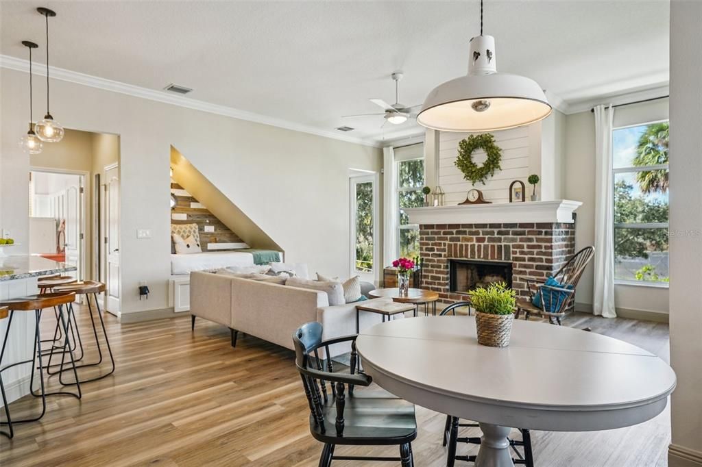 En Venta: $995,000 (5 camas, 3 baños, 3751 Pies cuadrados)