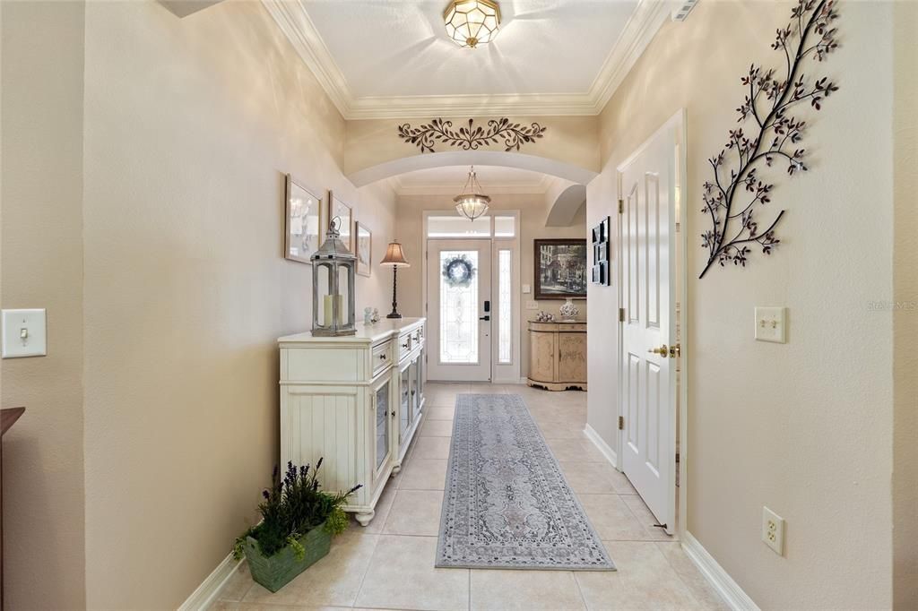 Active With Contract: $860,000 (3 beds, 2 baths, 2543 Square Feet)