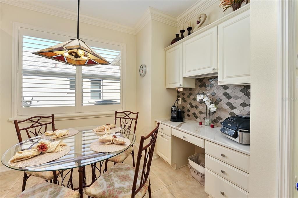 Active With Contract: $860,000 (3 beds, 2 baths, 2543 Square Feet)