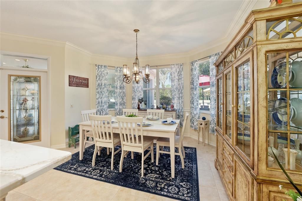 Active With Contract: $860,000 (3 beds, 2 baths, 2543 Square Feet)