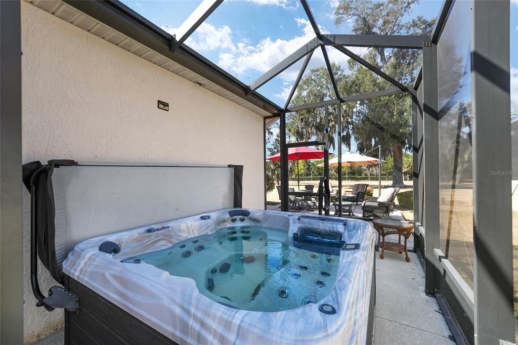 Active With Contract: $860,000 (3 beds, 2 baths, 2543 Square Feet)