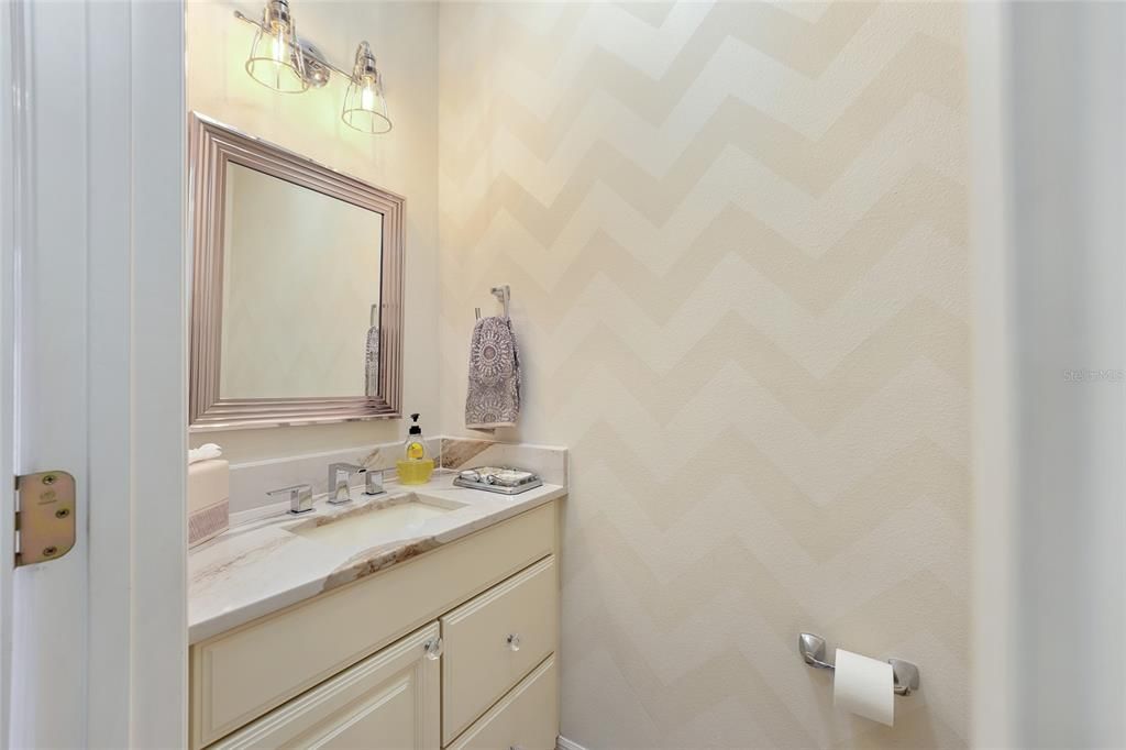 Active With Contract: $860,000 (3 beds, 2 baths, 2543 Square Feet)