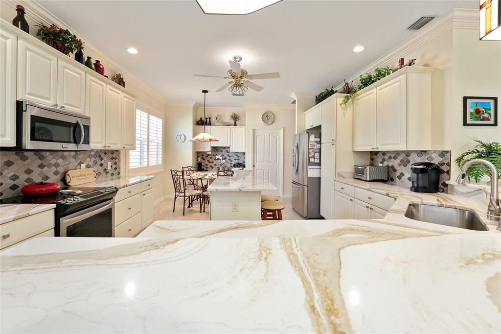 Active With Contract: $860,000 (3 beds, 2 baths, 2543 Square Feet)