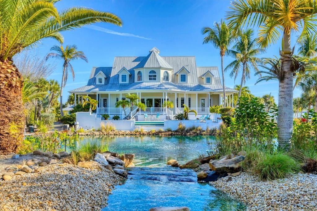 На продажу: $4,200,000 (5 спален, 4 ванн, 4243 Квадратных фут)