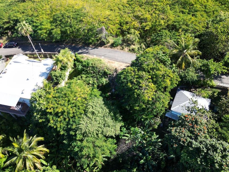 待售: $250,000 (0.58 acres)