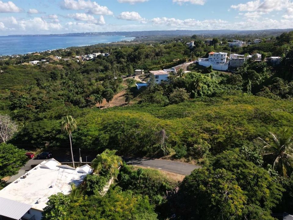 待售: $250,000 (0.58 acres)