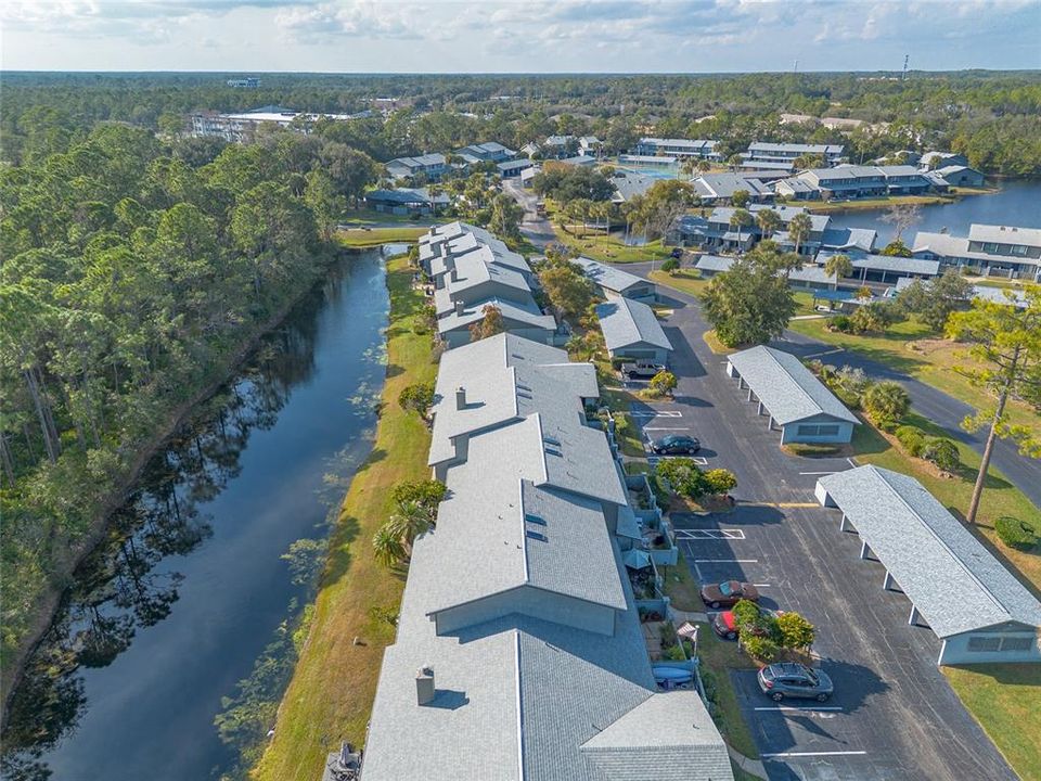 На продажу: $199,900 (2 спален, 2 ванн, 1262 Квадратных фут)