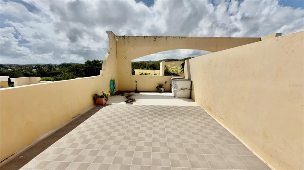 En Venta: $275,000 (3 camas, 2 baños, 1425 Pies cuadrados)