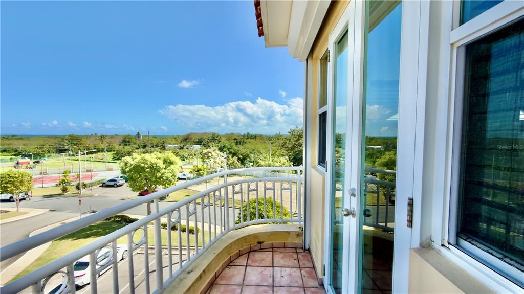 En Venta: $275,000 (3 camas, 2 baños, 1425 Pies cuadrados)