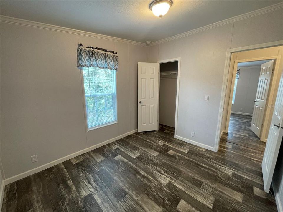 Active With Contract: $237,500 (4 beds, 2 baths, 1404 Square Feet)