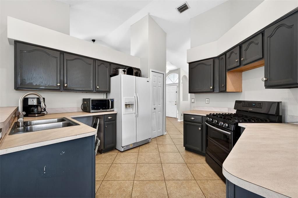 En Venta: $474,900 (4 camas, 2 baños, 1904 Pies cuadrados)