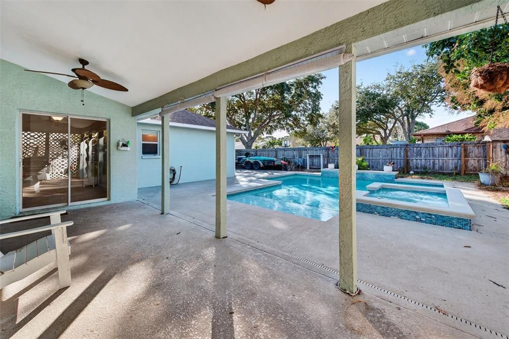 En Venta: $474,900 (4 camas, 2 baños, 1904 Pies cuadrados)