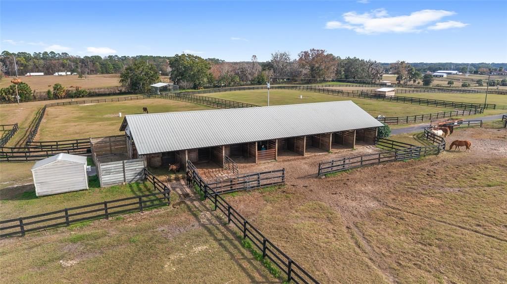 For Sale: $3,900,000 (3 beds, 2 baths, 1127 Square Feet)