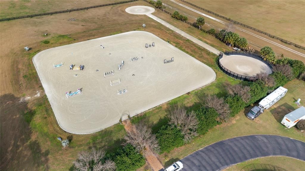 For Sale: $3,900,000 (3 beds, 2 baths, 1127 Square Feet)