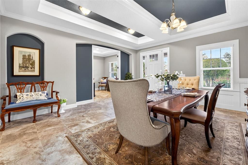 Activo con contrato: $799,900 (4 camas, 3 baños, 3211 Pies cuadrados)