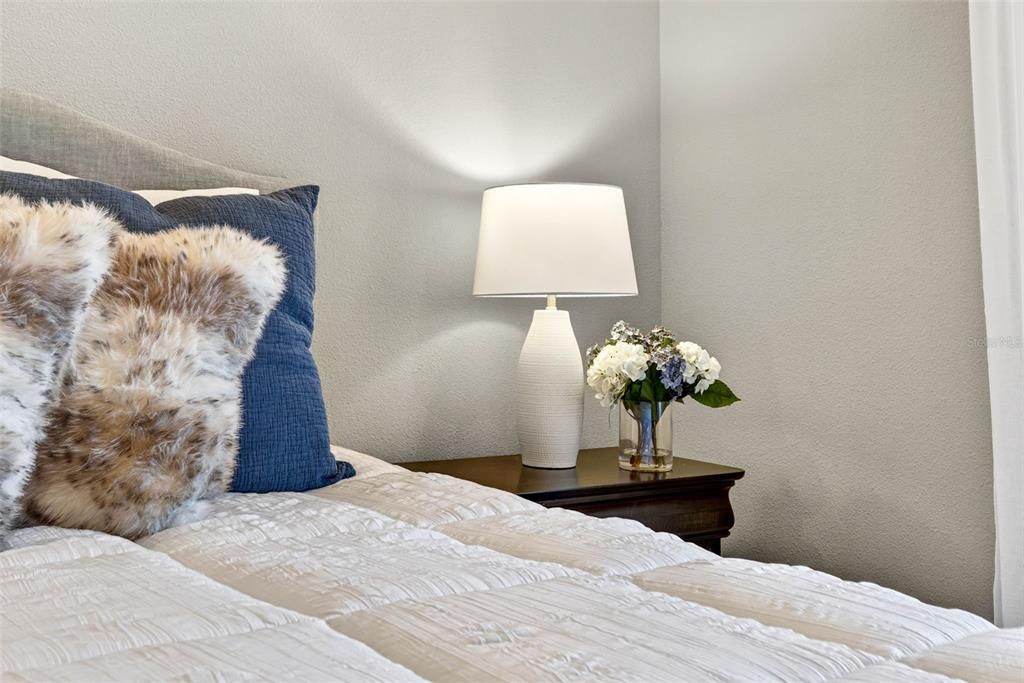 Activo con contrato: $799,900 (4 camas, 3 baños, 3211 Pies cuadrados)