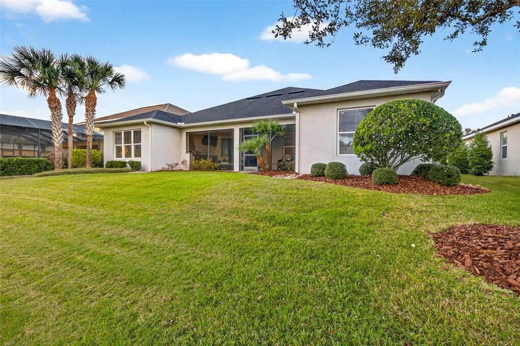 Activo con contrato: $799,900 (4 camas, 3 baños, 3211 Pies cuadrados)