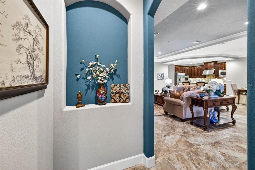 Activo con contrato: $799,900 (4 camas, 3 baños, 3211 Pies cuadrados)