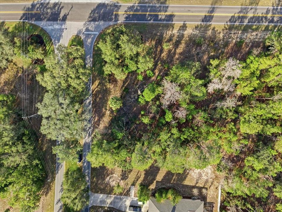 На продажу: $39,900 (0.28 acres)
