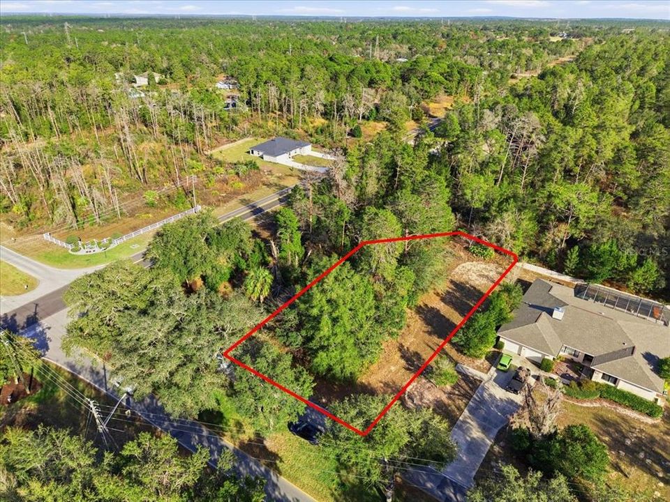 На продажу: $39,900 (0.28 acres)