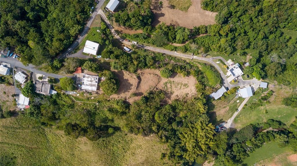 待售: $175,000 (0.89 acres)