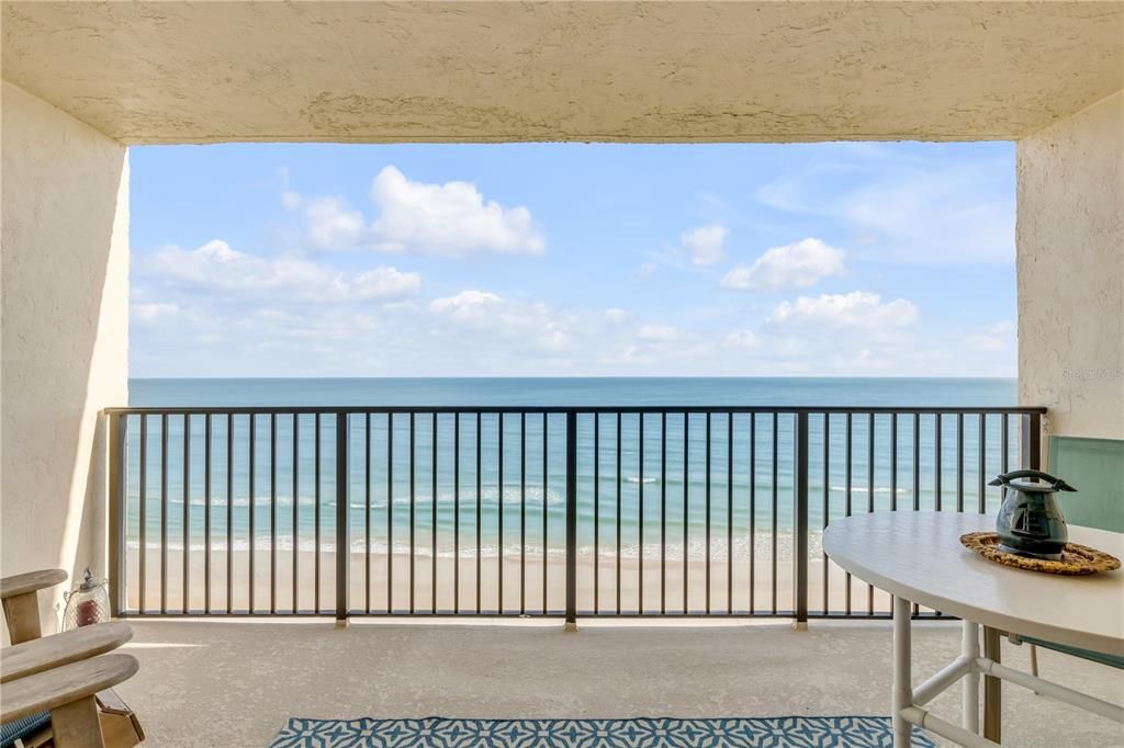 Activo con contrato: $779,900 (2 camas, 2 baños, 1352 Pies cuadrados)