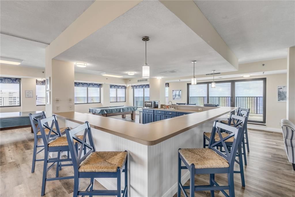 Activo con contrato: $779,900 (2 camas, 2 baños, 1352 Pies cuadrados)