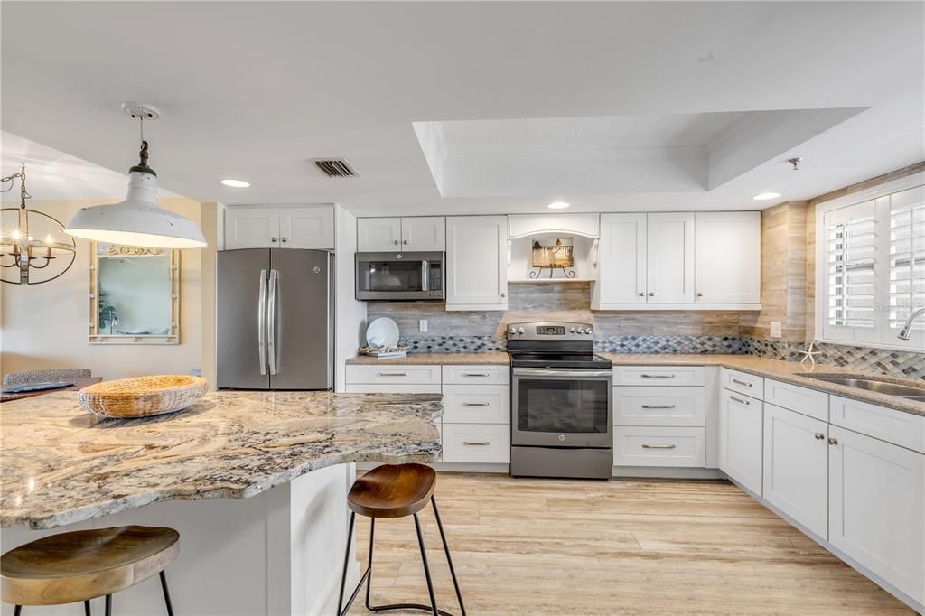 Activo con contrato: $779,900 (2 camas, 2 baños, 1352 Pies cuadrados)