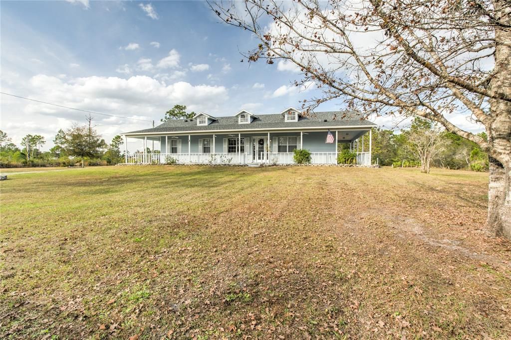 For Sale: $915,000 (4 beds, 2 baths, 1777 Square Feet)