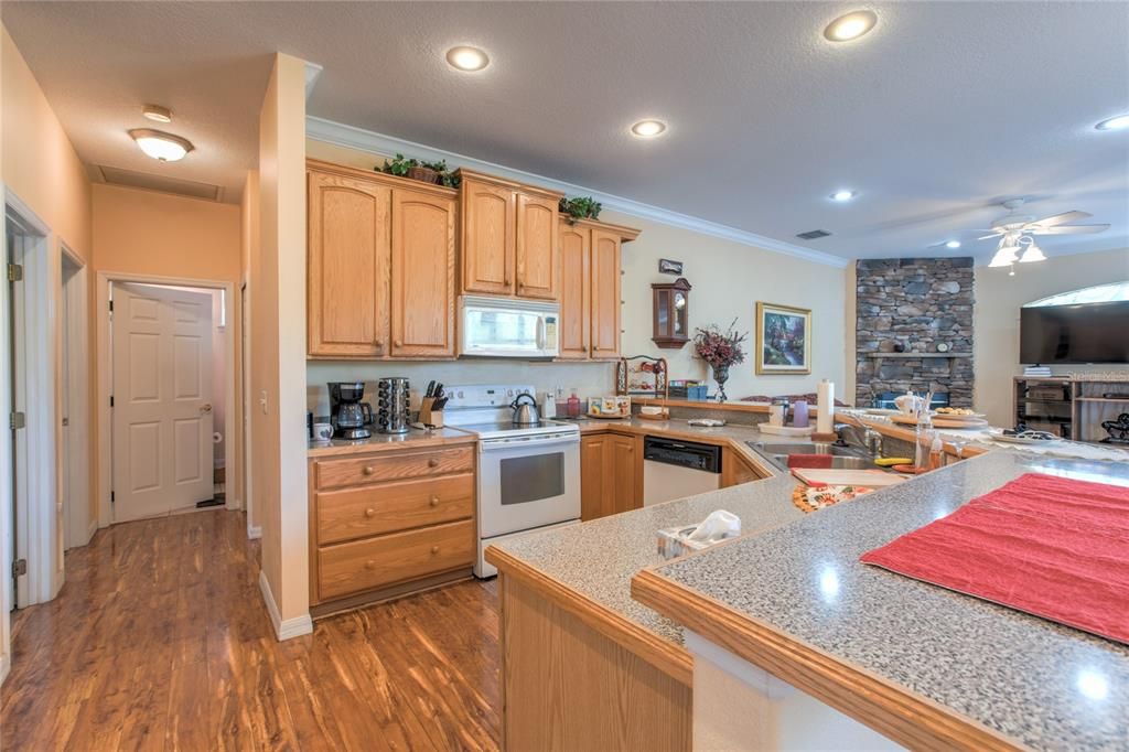 For Sale: $915,000 (4 beds, 2 baths, 1777 Square Feet)