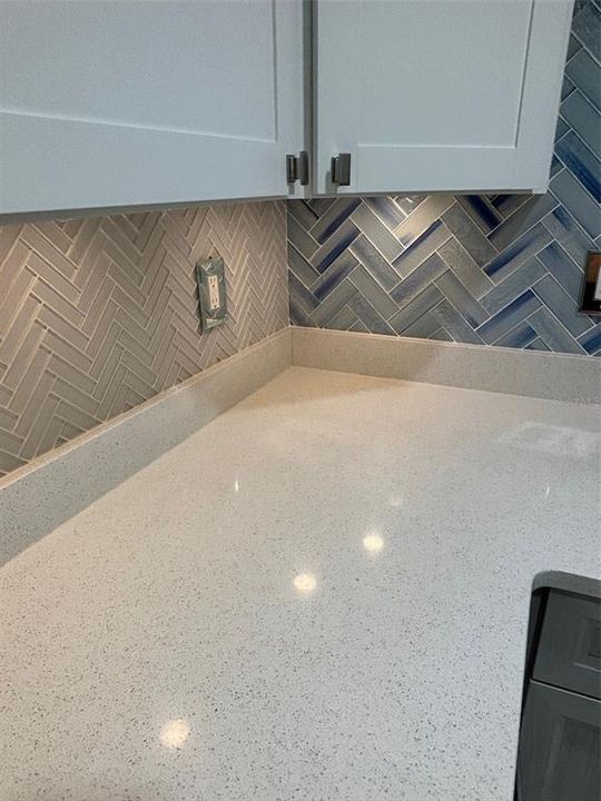 For Rent: $2,650 (1 beds, 1 baths, 754 Square Feet)