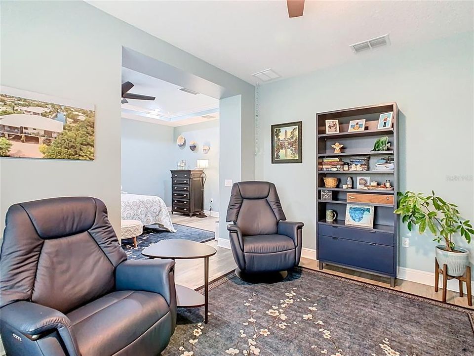 Active With Contract: $589,000 (3 beds, 2 baths, 2427 Square Feet)