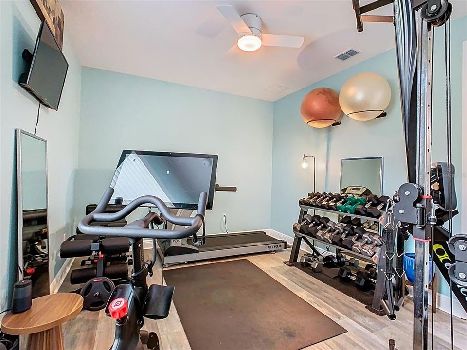 Active With Contract: $589,000 (3 beds, 2 baths, 2427 Square Feet)