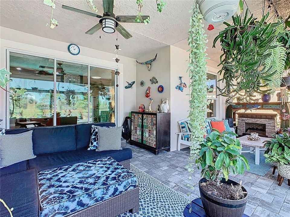 Active With Contract: $589,000 (3 beds, 2 baths, 2427 Square Feet)