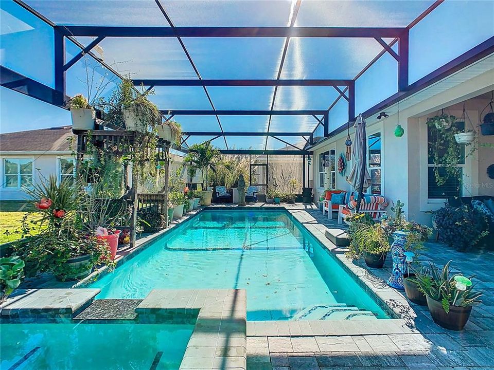 Active With Contract: $589,000 (3 beds, 2 baths, 2427 Square Feet)