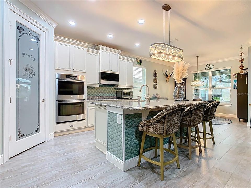 Active With Contract: $589,000 (3 beds, 2 baths, 2427 Square Feet)