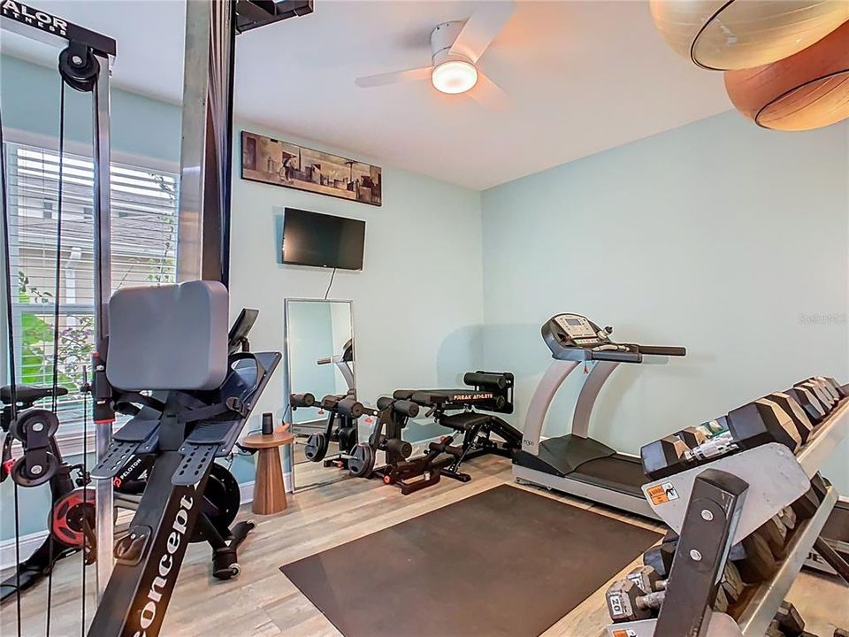 Active With Contract: $589,000 (3 beds, 2 baths, 2427 Square Feet)