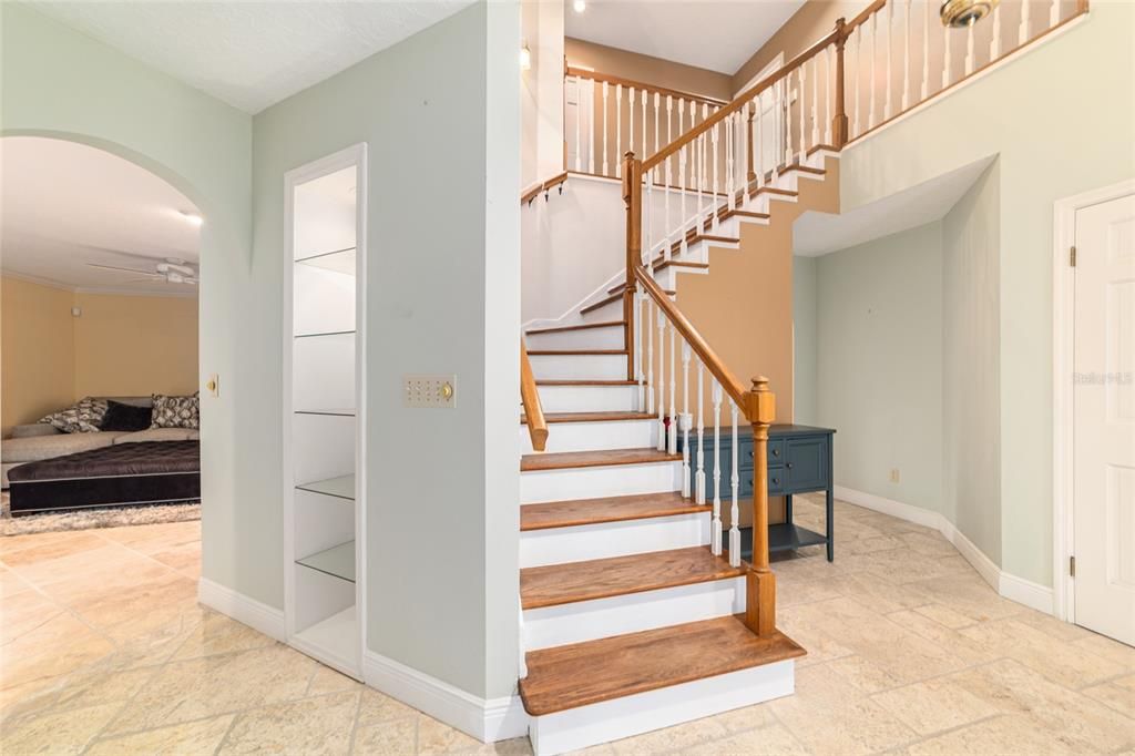 For Sale: $885,000 (3 beds, 2 baths, 3669 Square Feet)
