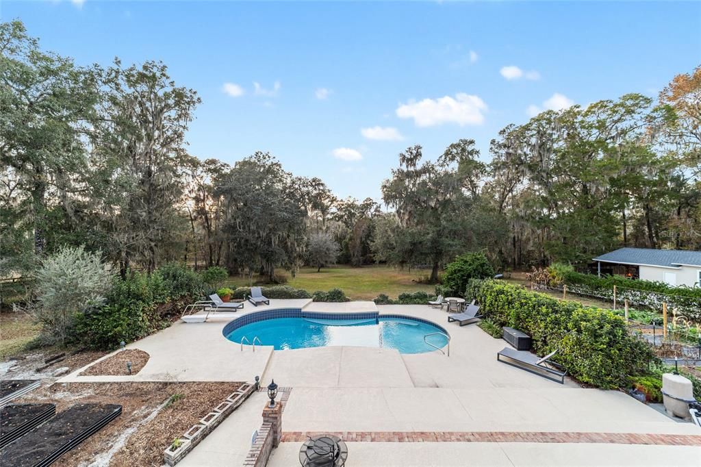For Sale: $885,000 (3 beds, 2 baths, 3669 Square Feet)