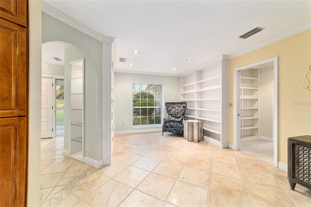 For Sale: $885,000 (3 beds, 2 baths, 3669 Square Feet)