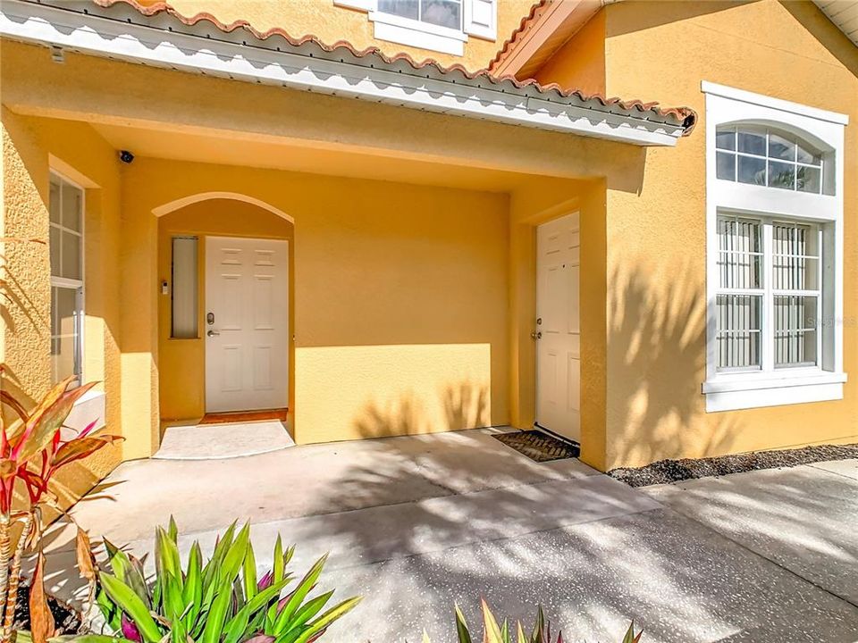 Activo con contrato: $309,000 (4 camas, 3 baños, 1645 Pies cuadrados)