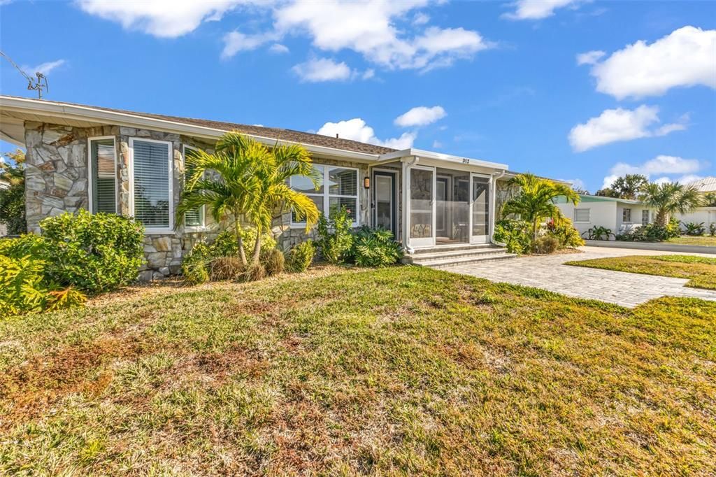 En Venta: $1,149,000 (4 camas, 0 baños, 2351 Pies cuadrados)